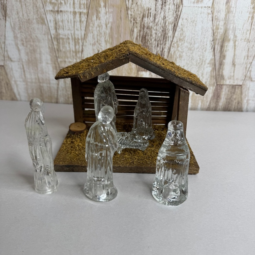 Vintage Clear Glass Nativity Set 6 Piece with Wooden Stable Creche Manger